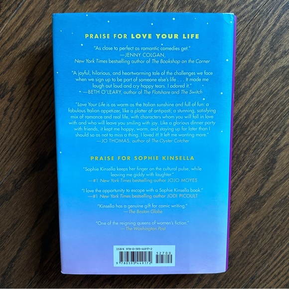 4 books for $16 - THE PARTY CRASHER by Sophie Kinsella - Hardcover - Picture 2 of 3